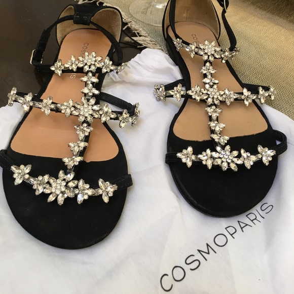 CosmoParis Black Sandals - Picture 2 of 3
